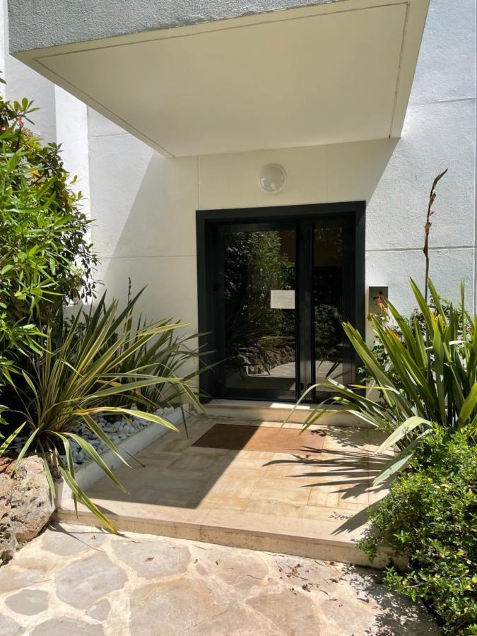 Superbe Studio Lumineux Sur Cannes Avec Terrasse ! A Quelques Minutes De La Celebre Rue D'Antibes ! Eksteriør bilde